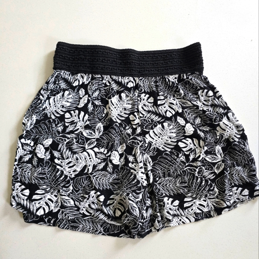 Loose fit Shorts